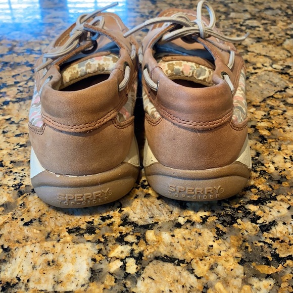 Floral Sperry’s - Picture 4 of 8